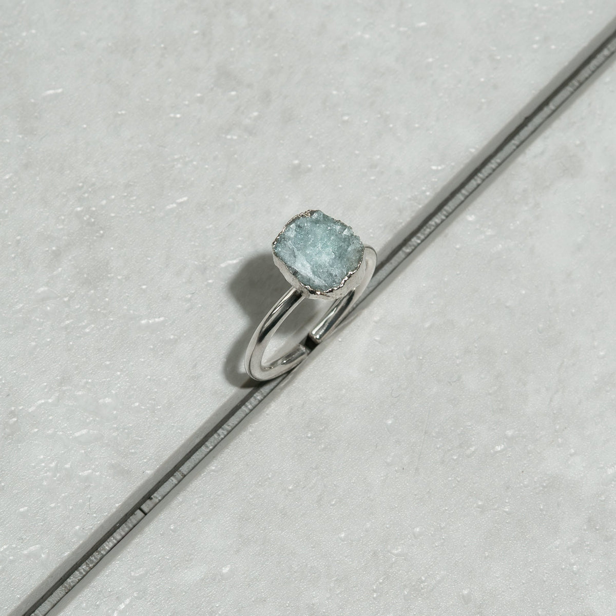 Ripple Stone Ring (Aquamarine)