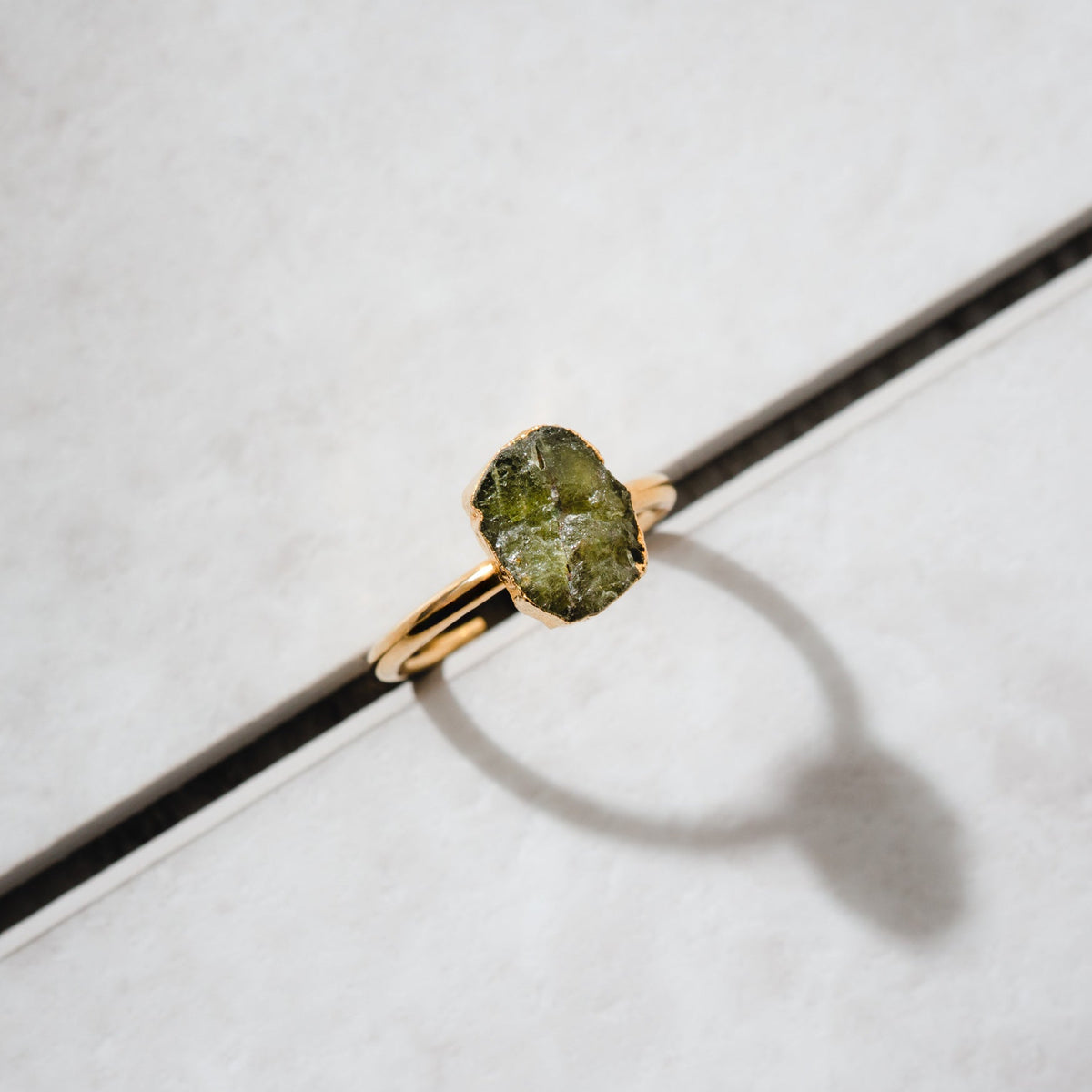 Ripple Stone Ring (Peridot)