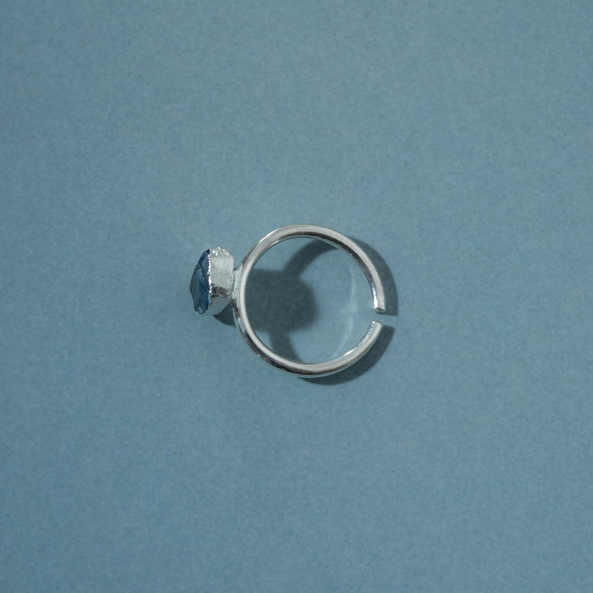 Ripple Stone Ring (Sapphire)