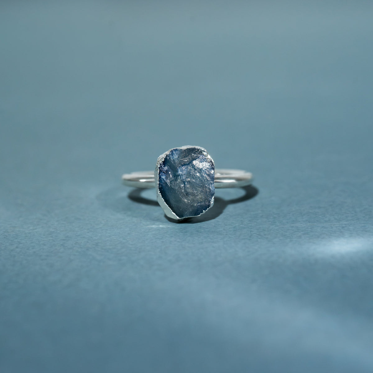 Ripple Stone Ring (Sapphire)